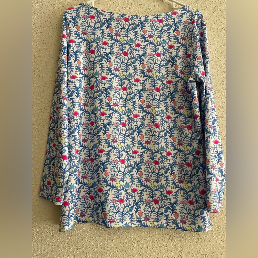 Vineyard Vines Women’s Medium UPF Simple Boatneck Tee - Picture 14 of 14